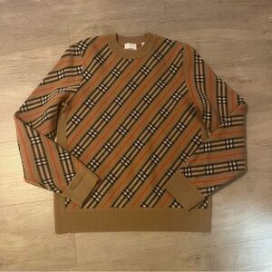 Burberry iconic print sweater